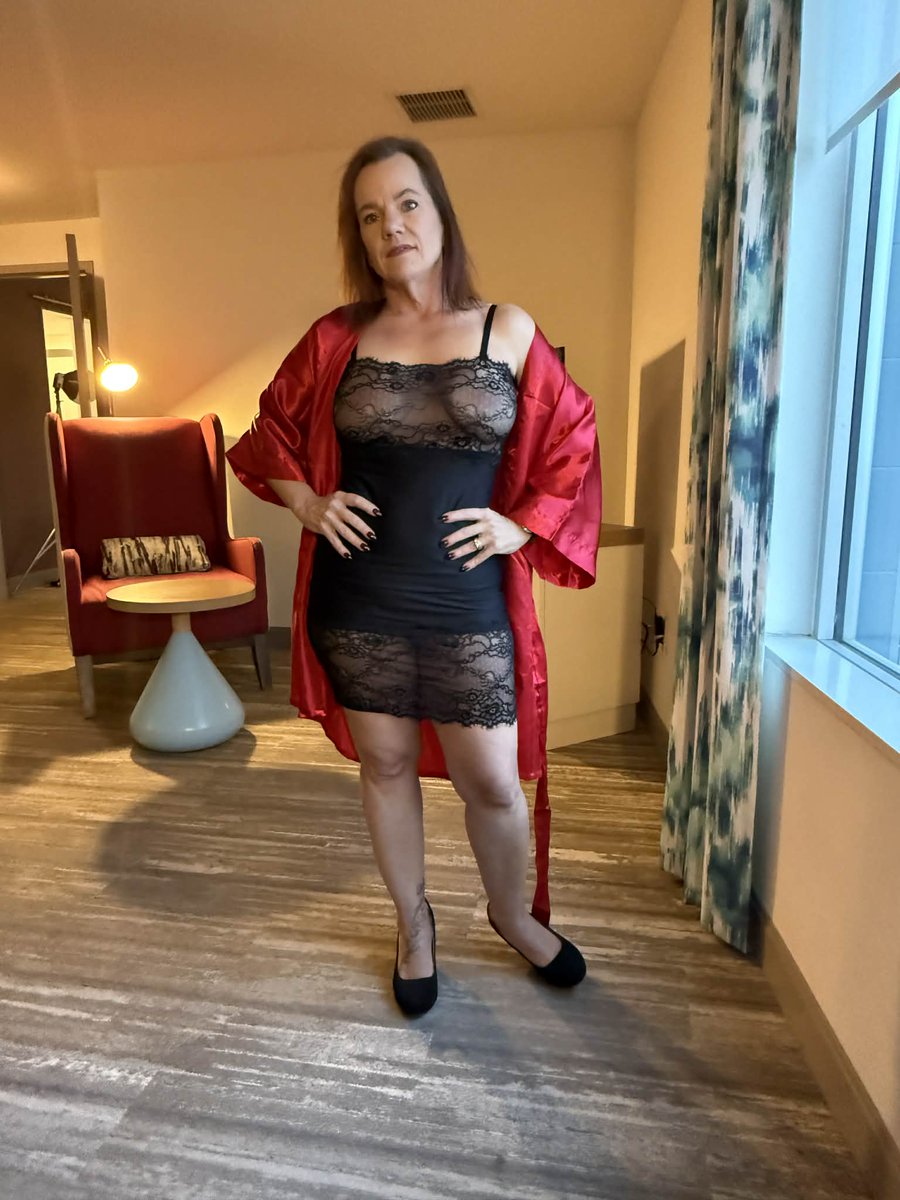 Amanda KASBH -Exxxotica Chicago booth 100 4/8-4/13 tweet media