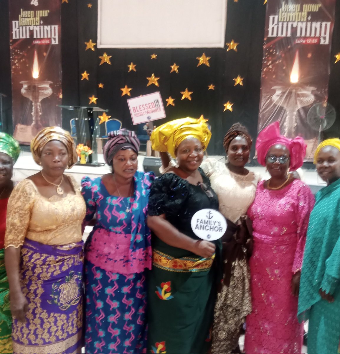 baka_ruth's tweet photo. Mothering day. https://t.co/GbtFhjq2Nl