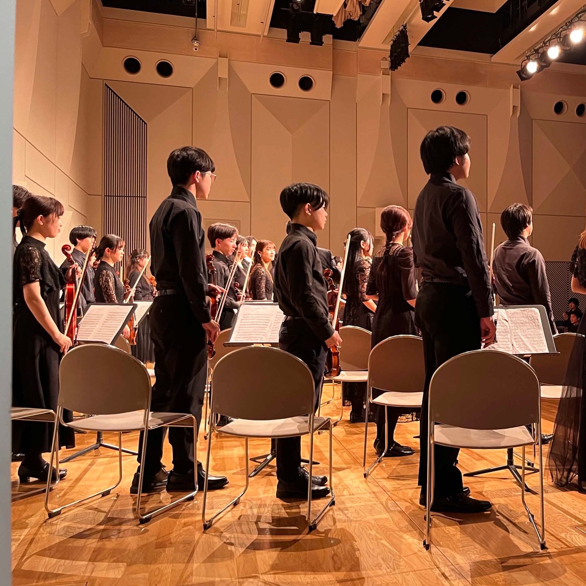 titechstrings's tweet photo. 弦楽アンサンブル演奏会2026

無事終演いたしました！

ご来場いただいた皆様、誠にありがとうございました。
春の定期演奏会など、今後の私たちの活動にもご期待ください！ https://t.co/a8UFsg8v77