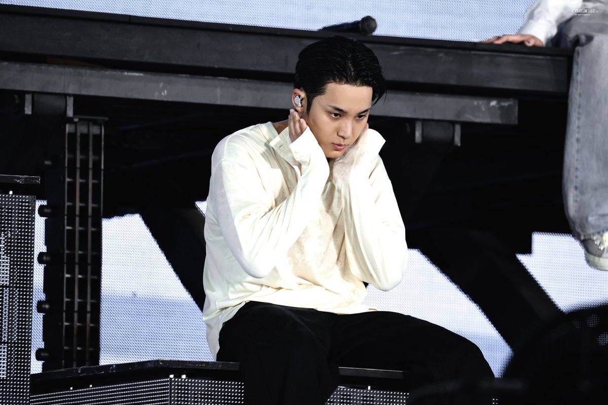 𝐏𝐡𝐚𝐧𝐭𝐨𝐦 𝟒𝟎𝟔 tweet media