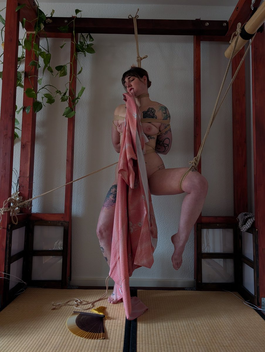 【写真】緊　縛