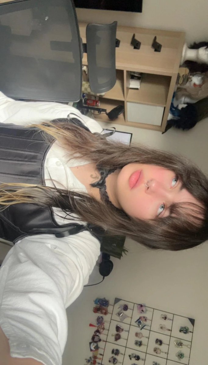 Rin 🐰 tweet media