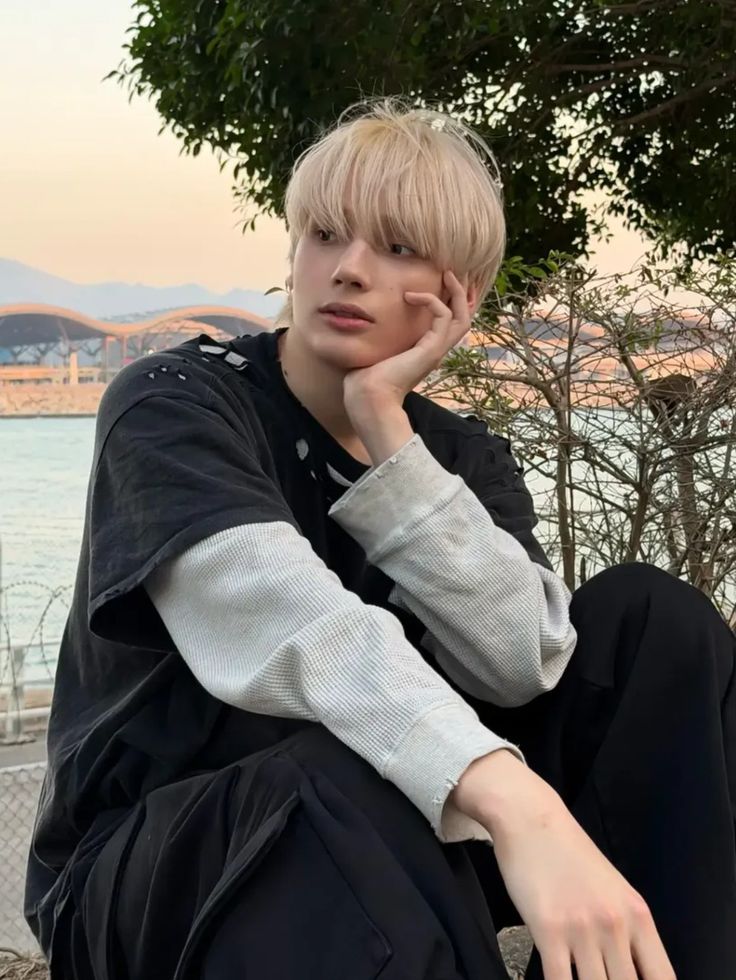 Elior ☆ tweet media