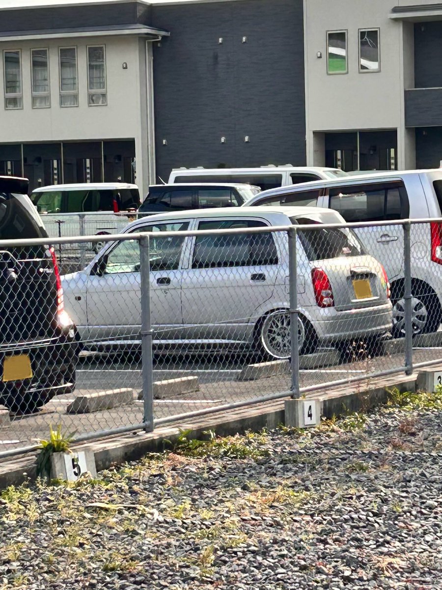 ちーん tweet media