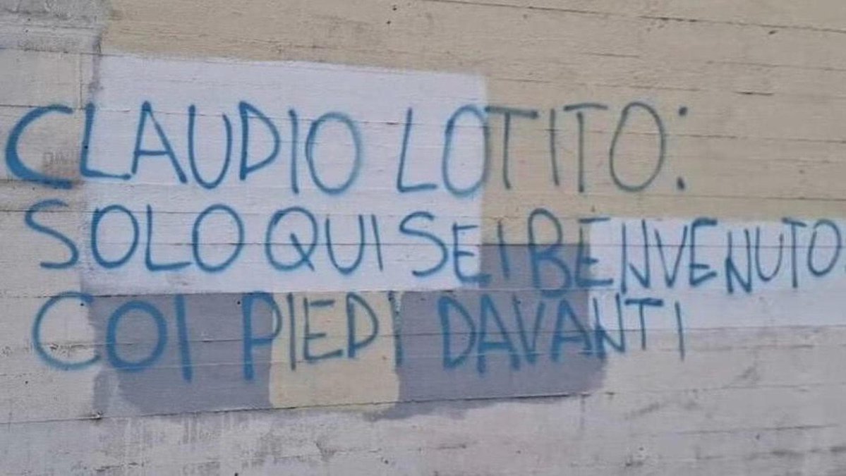 Repubblica Roma tweet media