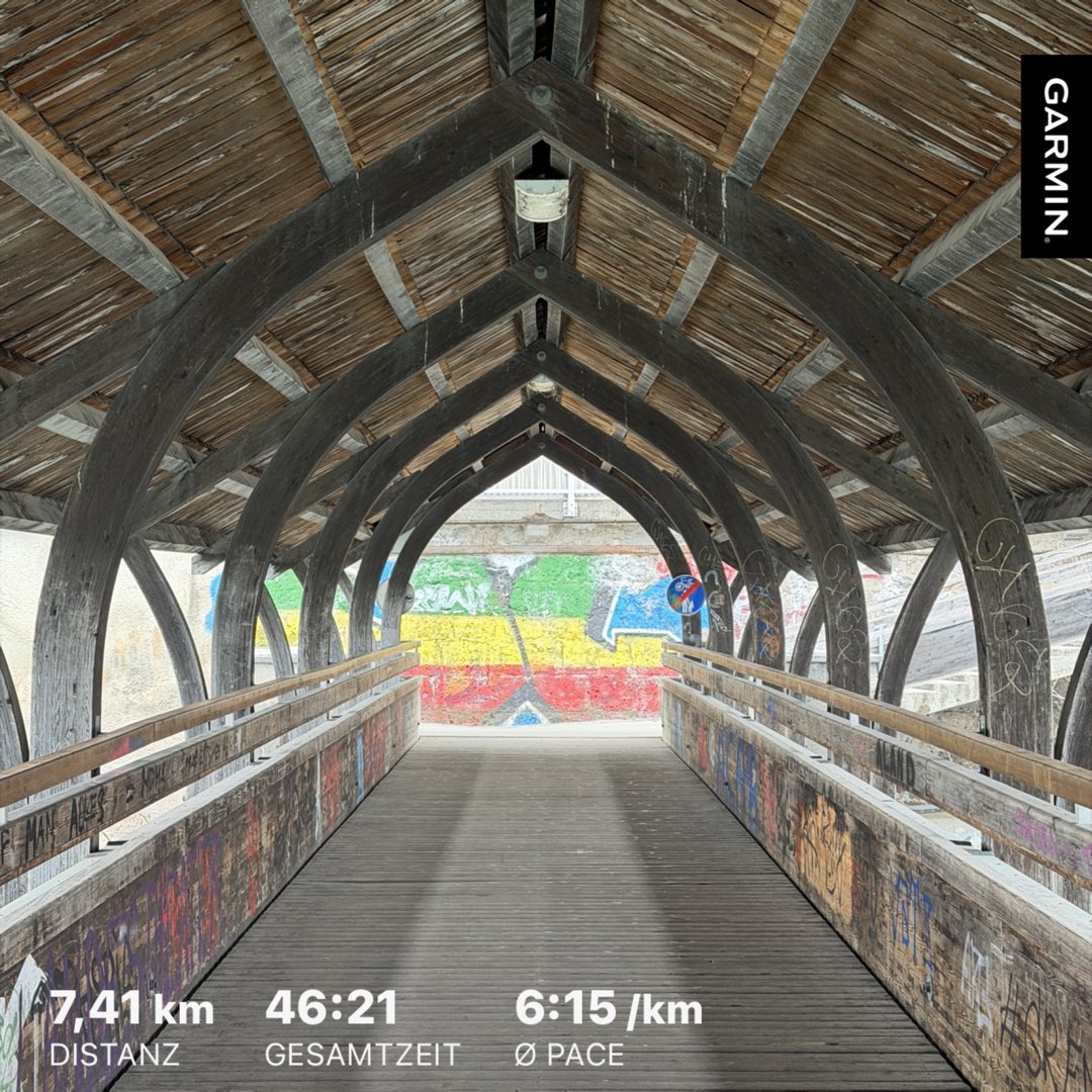 HaraldHolzhamm1's tweet photo. ..cityrun.. #innsbruck
#shotoniphone #keeponrunning #visionofpictures #nevernotrunning https://t.co/KCizB0PjtR