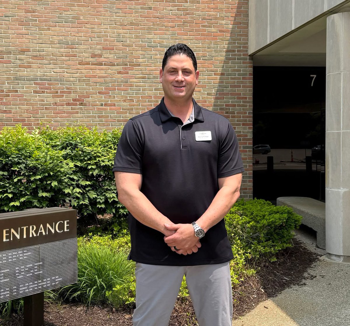 davidwcoulter's tweet photo. Even after Temple Israel director of security Danny Phillips was injured, he made his way to a classroom to warn students and teachers not to go into the hallway. His training taught him to confront danger so others could be safe. Danny is a hero. https://t.co/CtANnTd48D