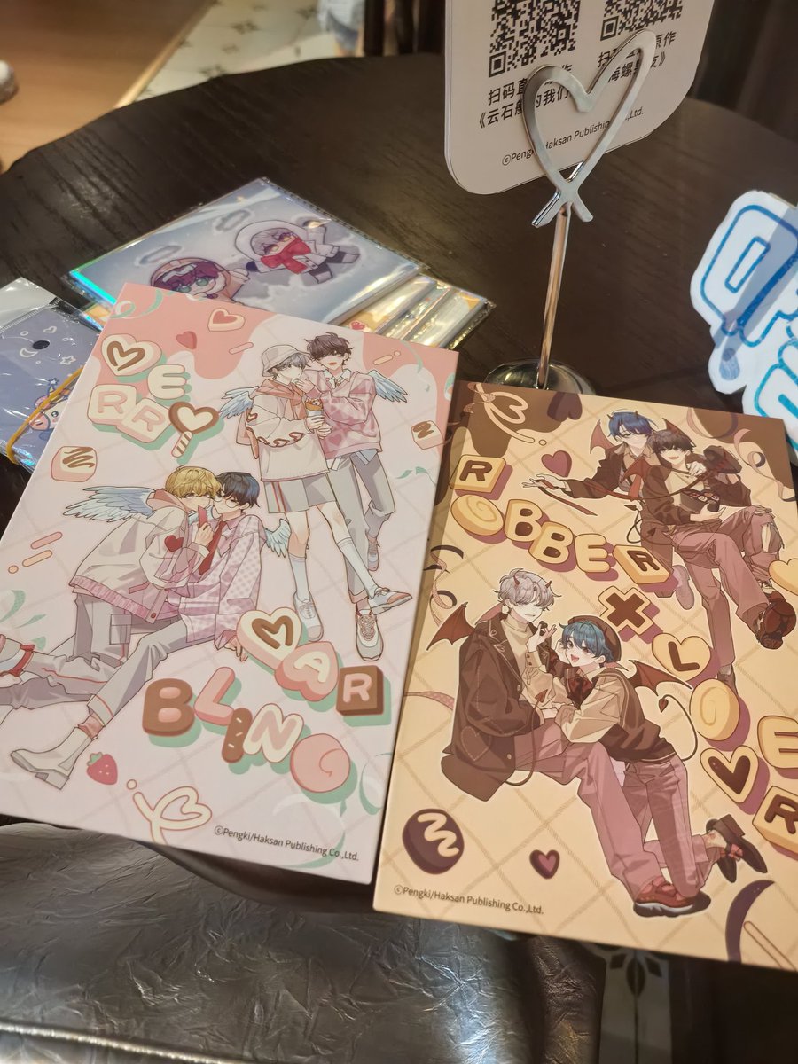 ✨🍬✨ tweet media