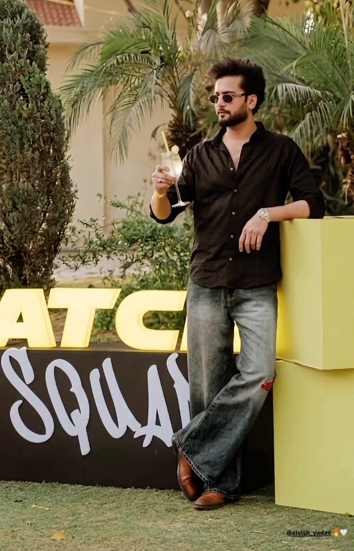 Elvish bhai Looking So Handsome ❤️‍🔥💣

#ElvishYadav #ElvishArmy