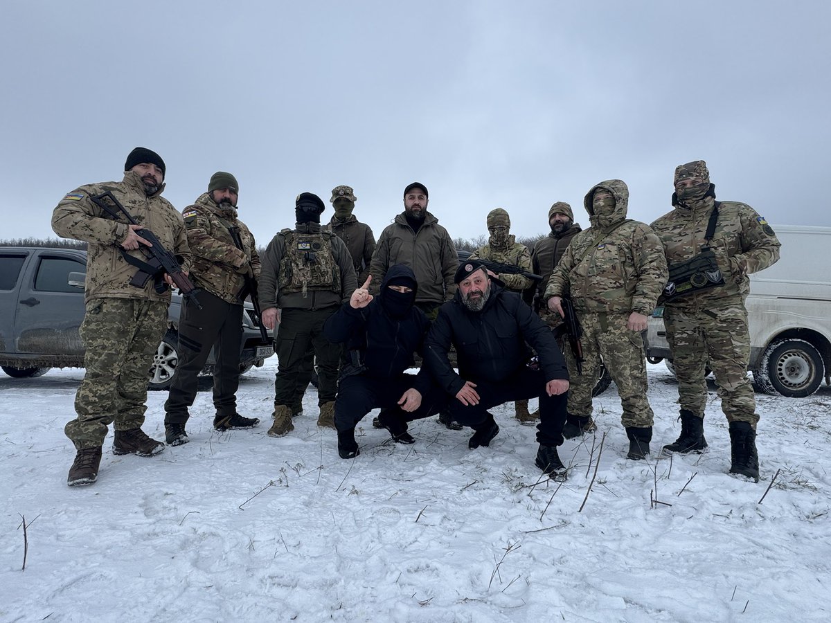 DakdaR22's tweet image. we are close to reach 1500$ milestone 🙌🫡
Join us, Please support defenders, your help is their movement 🫂🙌
Please for max. boost for visibility 🙌

🚨Caucasus Legion needs reliable SUV For their combat missions in critical areas 

🎯: 8000$
✅️;  1156$ 

🅿️aypal: