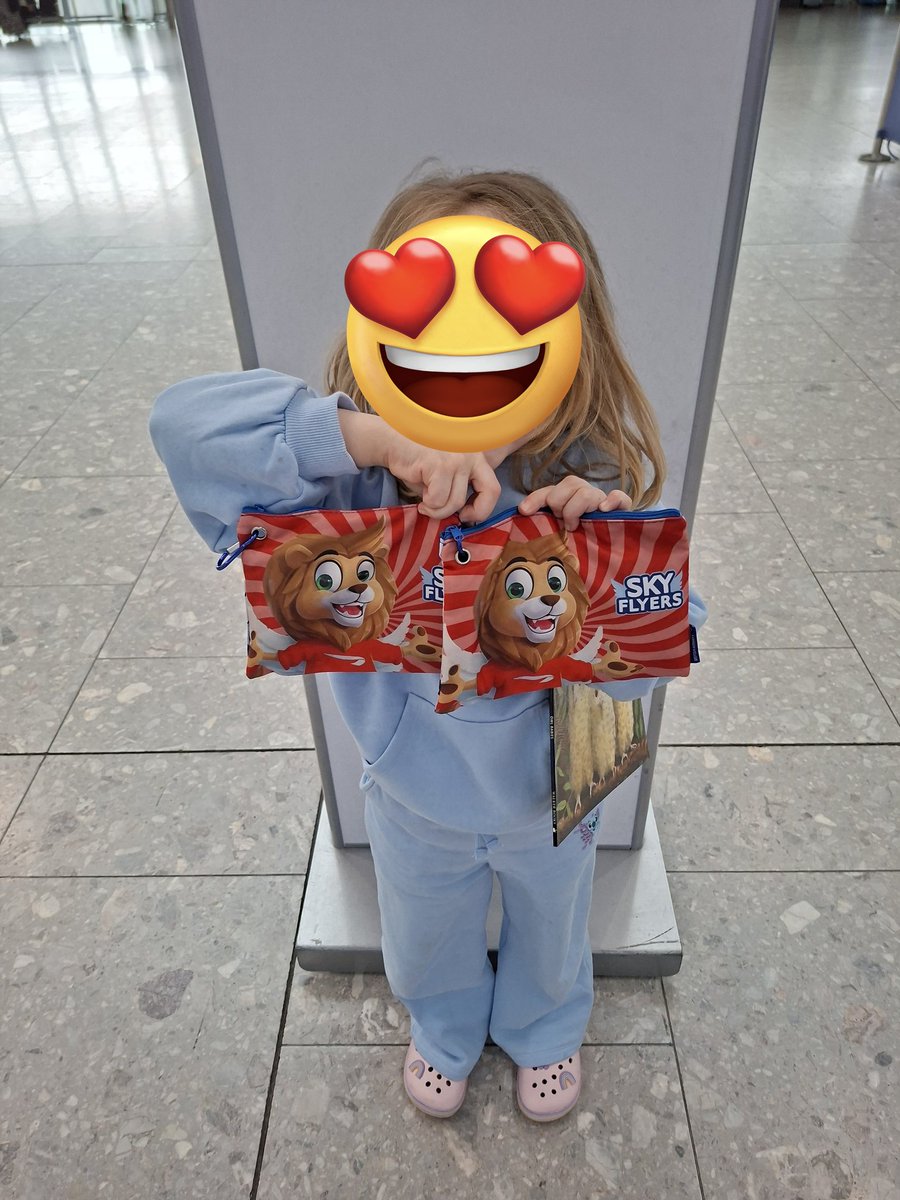 Mamil1975's tweet photo. @British_Airways just wanted to say thank you tomorrow colleague Franz who was/is on duty in the welcome desk just before check in at Terminal 5 a short while ago. He just made my daughter's day with these gift bags https://t.co/dEYjmSVjgj