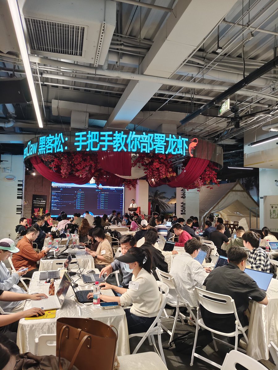 Elena Sinelnikova tweet media