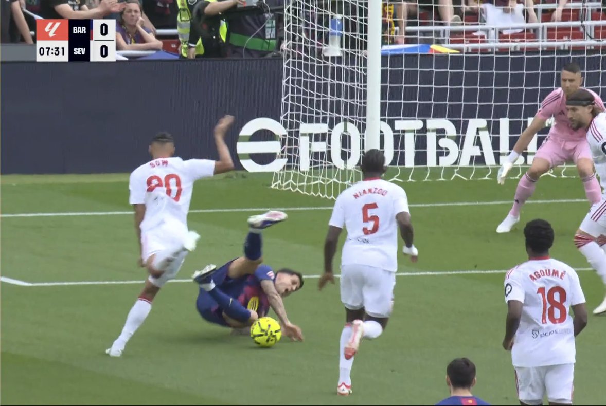 The Touchline | 𝐓 tweet media