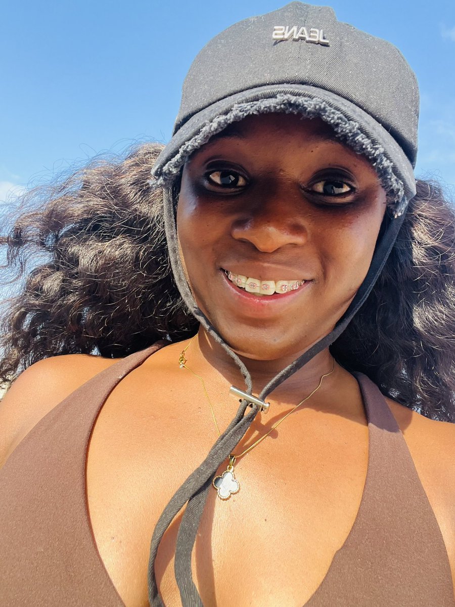 SAVAGE tweet media