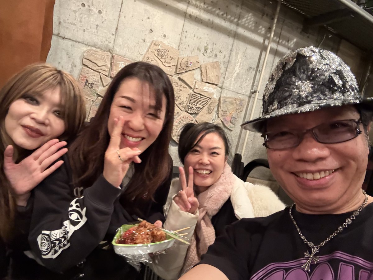 JUN tweet media