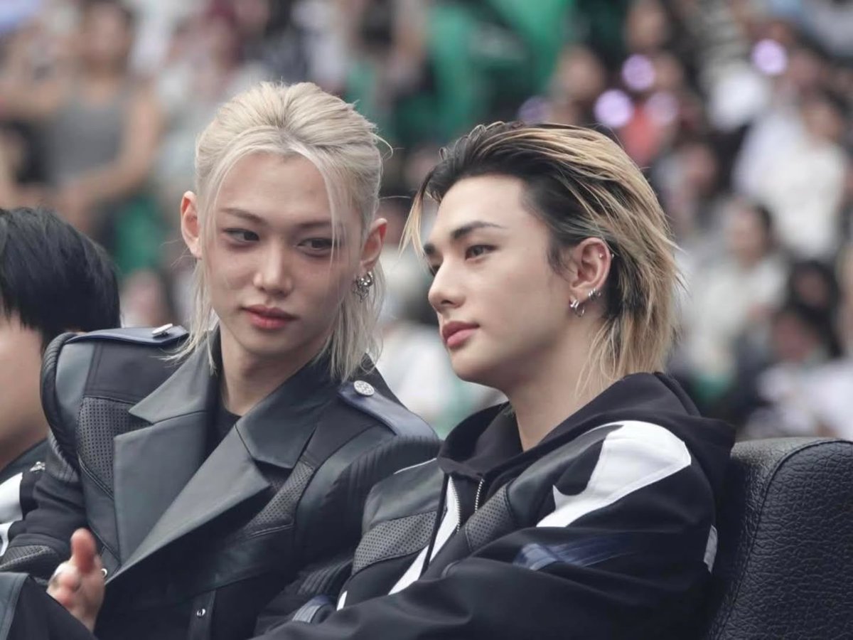 flx had a long time boyfriend (arranged by the family) but cheated with a handsome racer who he just met (hj)