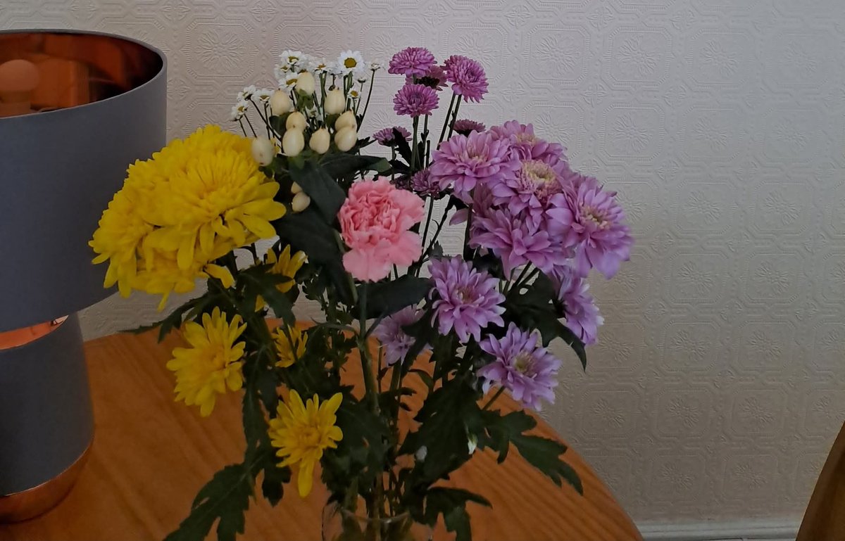 Well today is the first mother's day since I lost my mum. However, as I would've bought her some flowers to mark the occasion anyway, I've decided to continue that tradition in her memory. I hope she would've liked them x