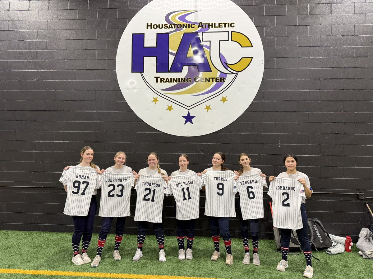 VDobrydney29's tweet photo. Sooo ready for the softball season! Love my girlsss! #readyforhighschool ❤️💪🥎
@CT_Timberwolves @TrumbullAthlet1 @res_angels @CamWoodBats @bruceboltus @D1Softball @ExtraInningSB @EliteRecruits_ @USAElite_Jen @TrumbullHS https://t.co/zRWMOpm3xr