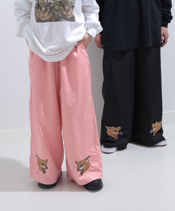 mmts 新作！いかく猫刺繍パンツ わたしが描いたおこ猫が刺繍になった