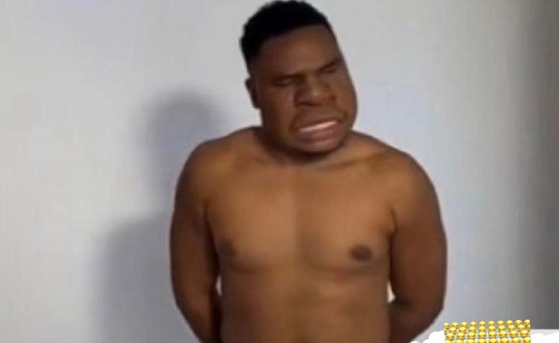 Extra busy tweet media