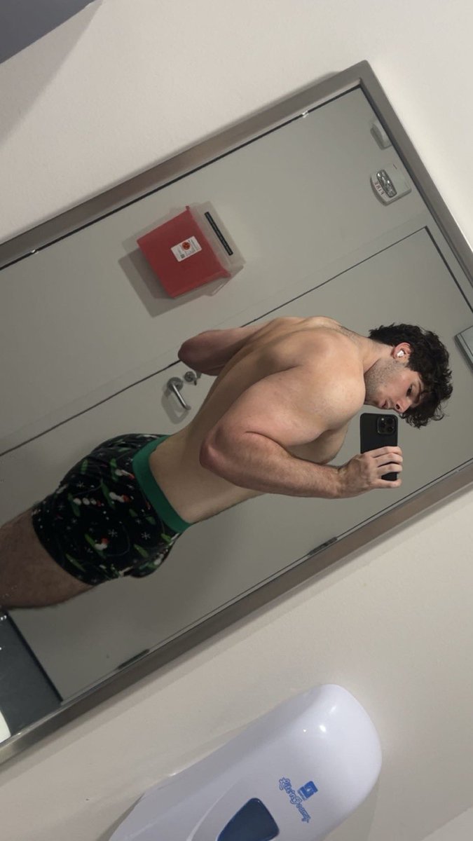 Master Eli tweet media