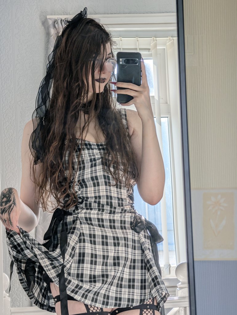 Incandescent Adolescents 🏳️‍⚧️ tweet media