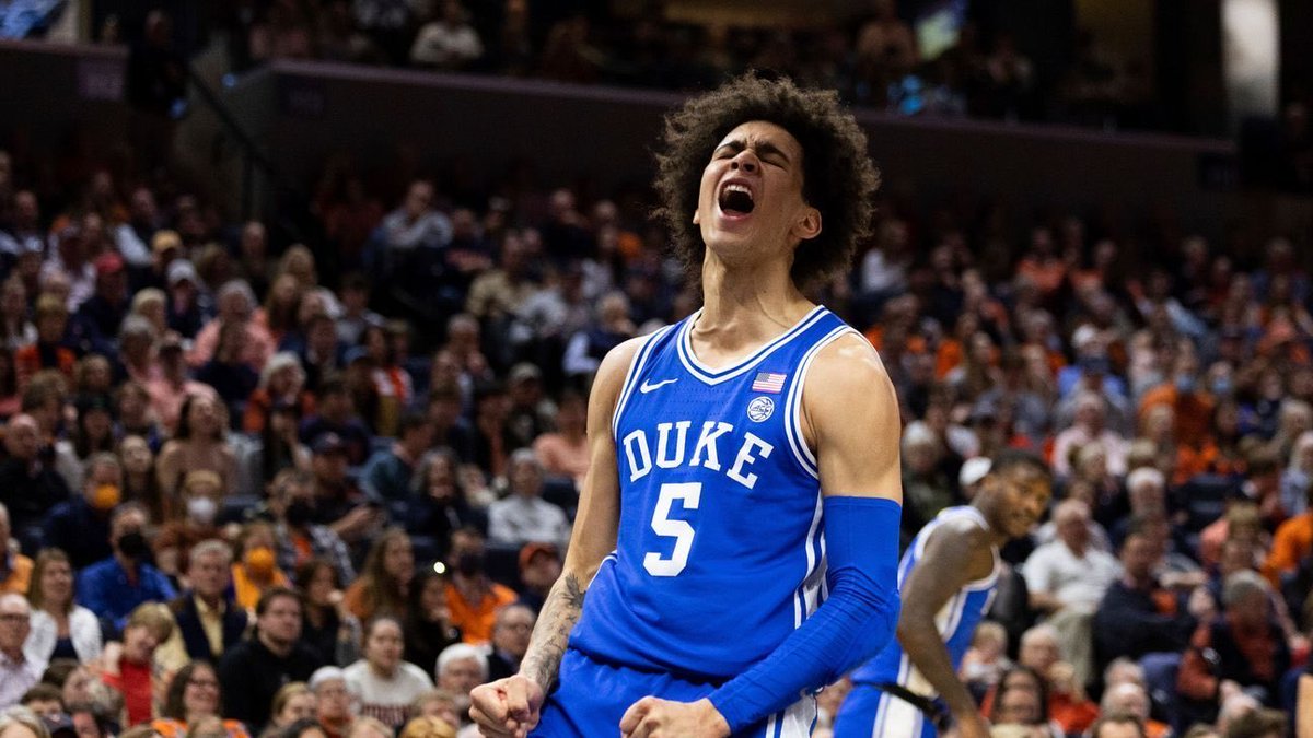 Cavs Lead tweet media