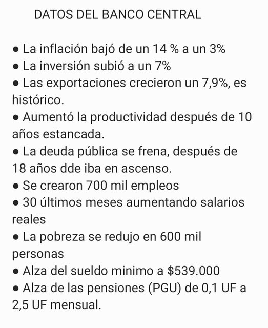 Oliva32V's tweet photo. @voceriagobierno @RepFederalChile @GobiernodeChile Emergencia?
En serio?
Y hacen una fiesta para mil.personas?
Con 250 perkinesnpara servirles y comida ezclusiva?
Te lo concretizo, gastaron 150 millones d pesos en una noche, y nos dicen q no haynplata para educación?
Nos creen tontos?
Esoa son sus votantes  no mas... https://t.co/ogVrvI9Lld