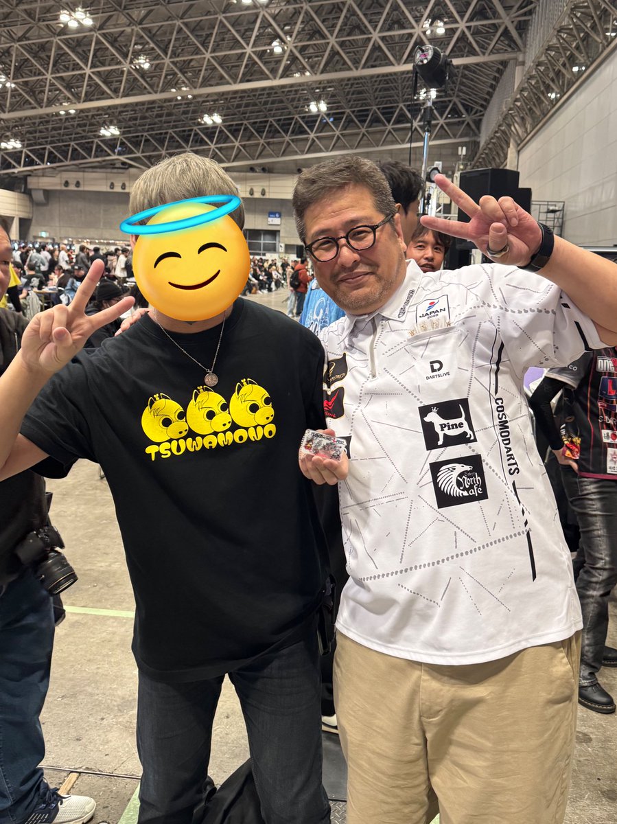 seiryuu_darts's tweet photo. Japan最終戦とツワモノお疲れ様でした！
PERFECTの参戦は見送って、両日観戦&amp;応援してました👀

tigaから発売されているマスタングさん(畠山和己選手)のプロトバレル��いました！
ちょうど自分が求めてるスペックだった🤔
ダーツのモチベ上がったので練習頑張る💪
#LFEST
#TUWAMONO
#lstyle https://t.co/uqlZarrlCP