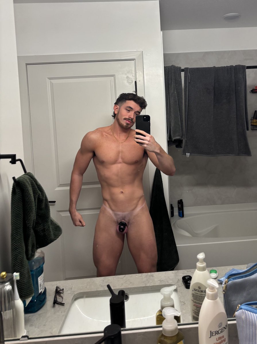 College Muscle Bottom tweet media