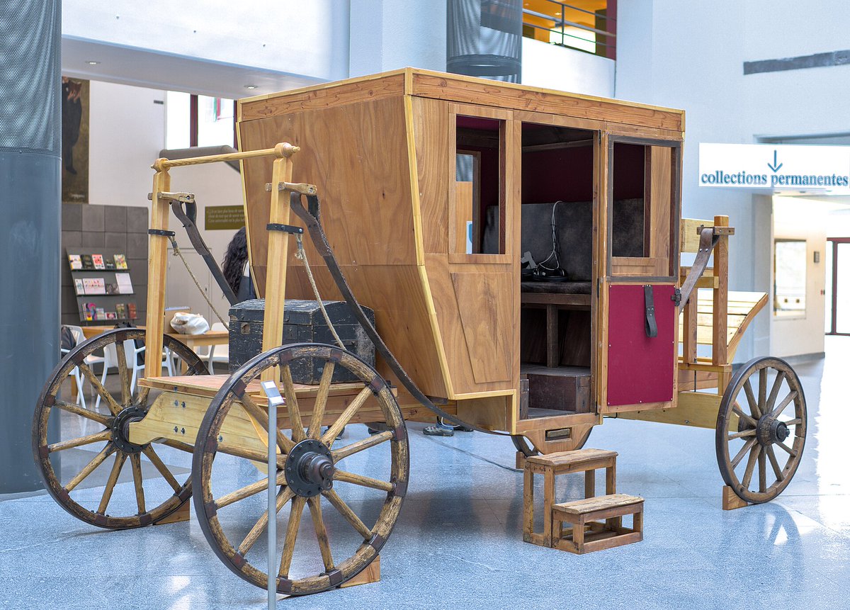 URDailyHistory's tweet image. 18 Mar 1662: The world’s first public "bus" system, the Carrosses à cinq sols (Five-Penny Coaches), begins operating in Paris, France. It is founded by #mathematician and philosopher Blaise Pascal and backed by the Duke of Roannès, helped establish one of the first organized