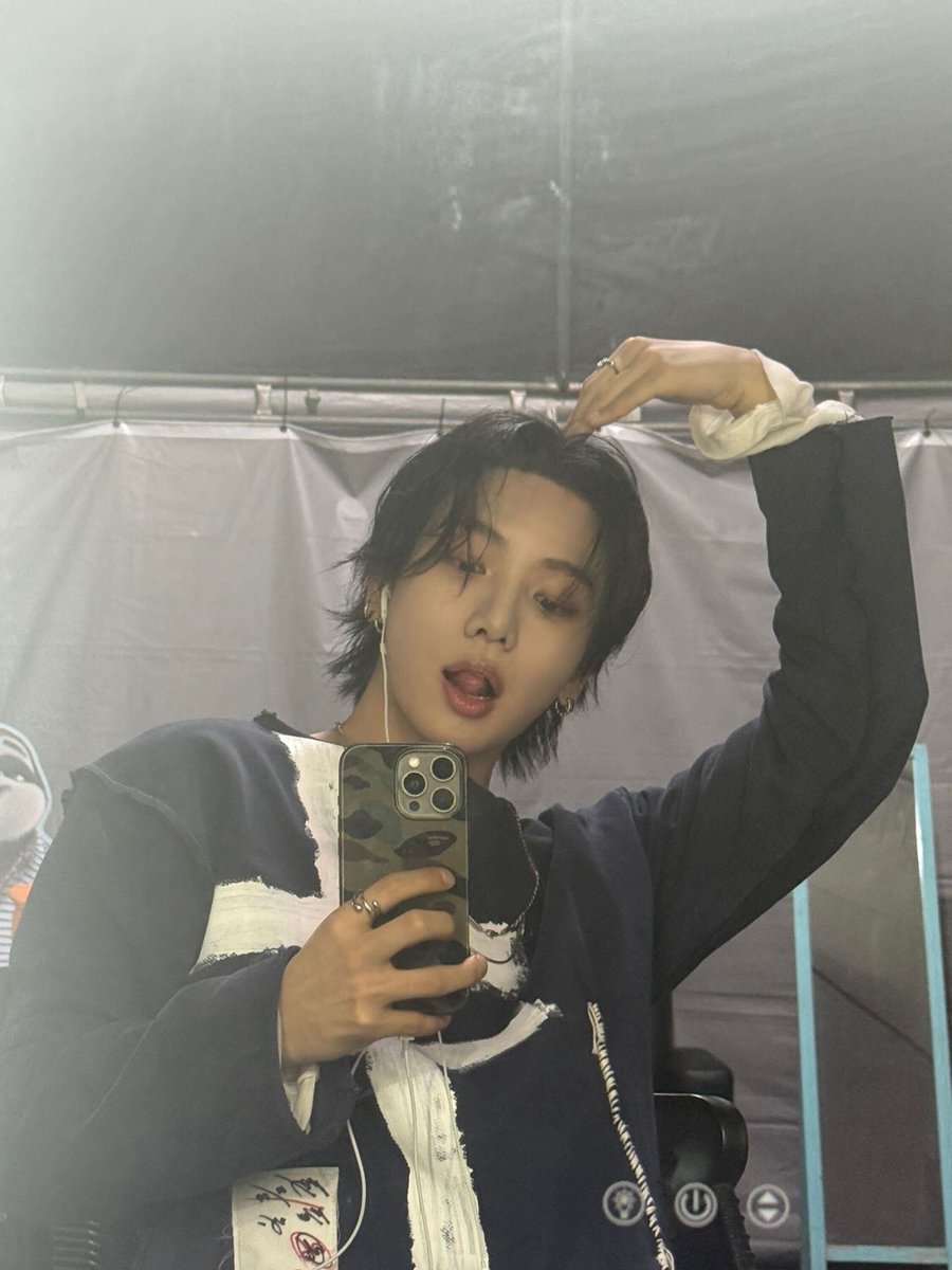 먕 tweet media