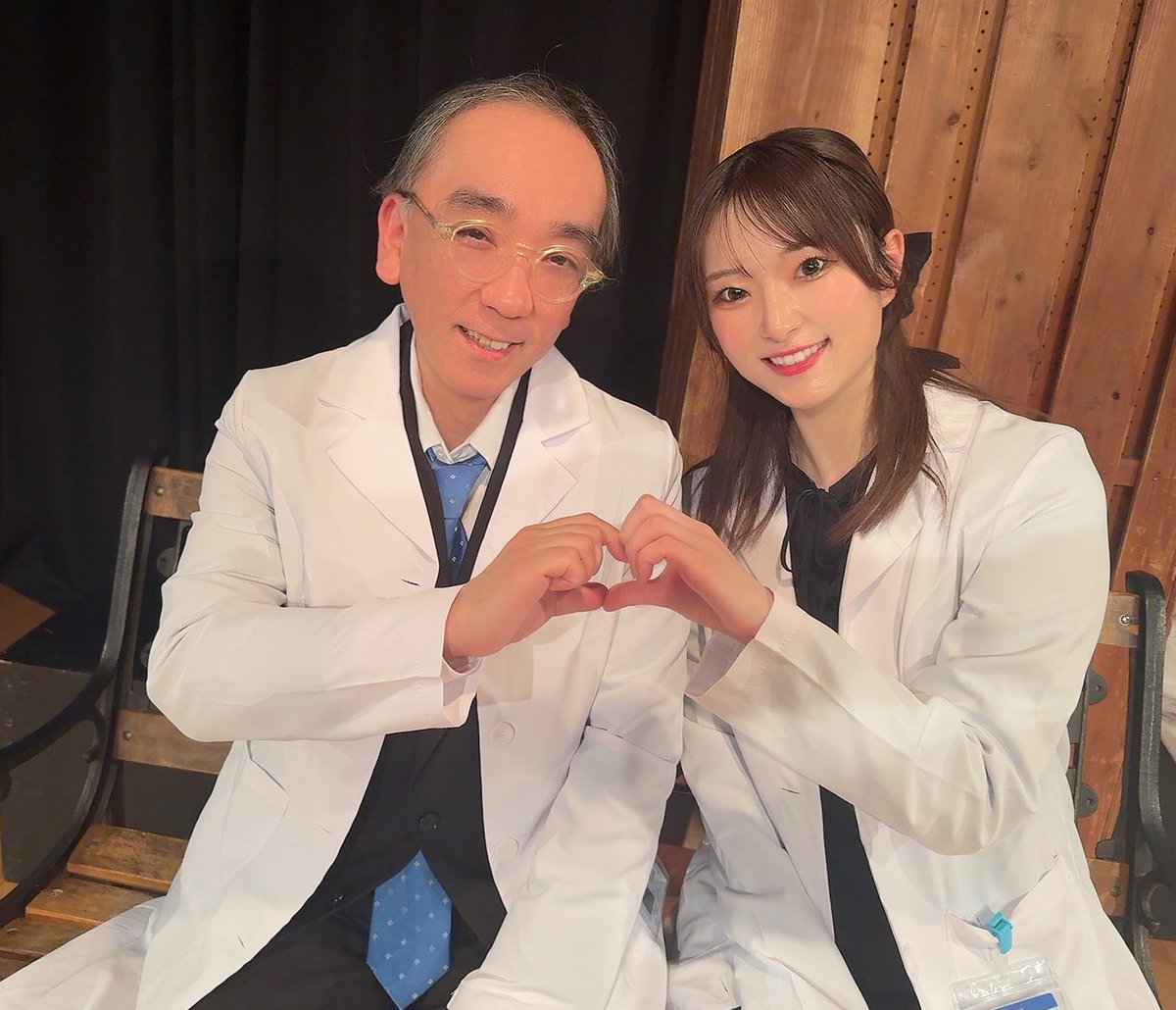 北条風奈先生 (<a href="/Katherine1003N/">北条風奈@『奇跡の知性』配信中</a> )と新垣隆さん(<a href="/TNiigaki_1970/">新垣隆</a> )お写真ありがとうございました✨

新垣さんのとても素敵な演奏を目の前で聴けてとても幸せでした😭大変恐縮ながらわがままを言ってハートしてもらいました🙇🏻‍♀️🫶🏻本当にありがとうございます🙇🏻‍♀️

#ファントム座
#エデンロボッ