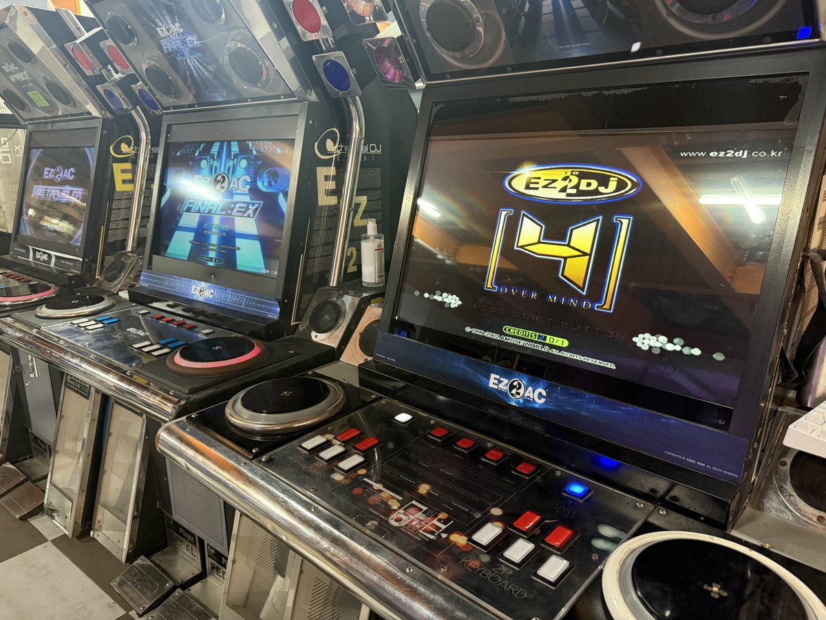 호미ほみ tweet media