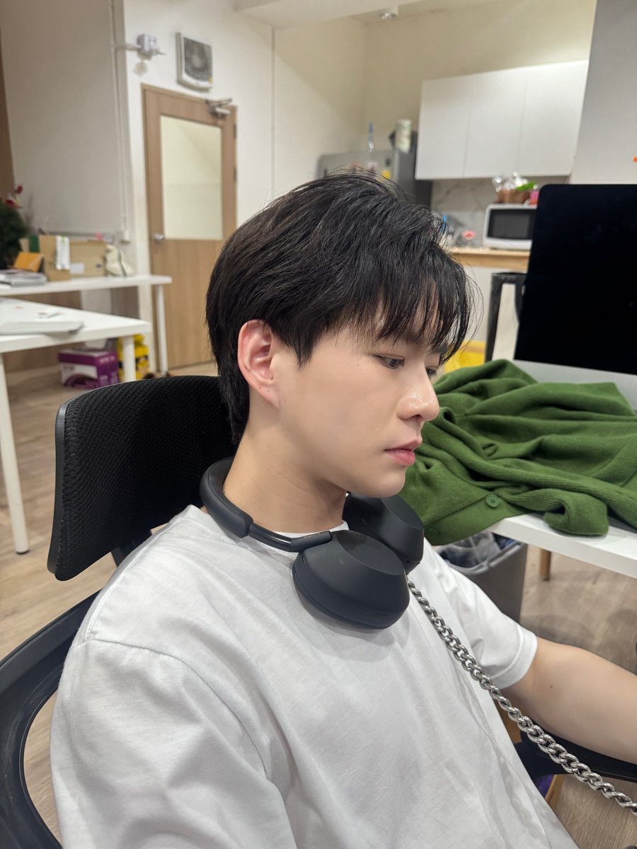 สลิ่มมุมข้างพี่พรรษตลอดไป🤟🏻