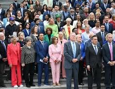 ManuelaSaenz 🙏🏽🇺🇸 CLOSE our BORDER tweet media