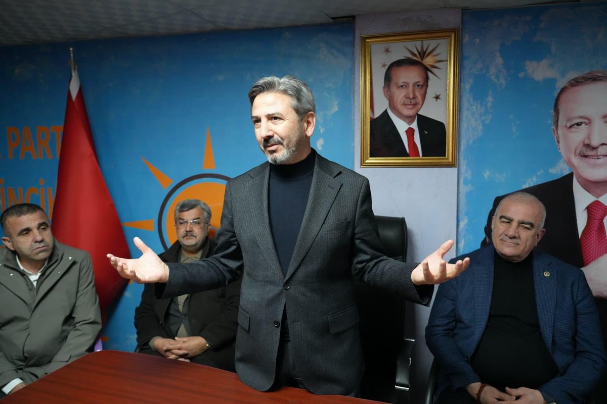 AhmetAYDIN_02's tweet photo. AK Parti Sincik İlçe Başkanlığımızı ziyaret ederek teşkilatımızın kıymetli mensuplarıyla bir araya geldik. Birlik, kardeşlik ve dava bilinciyle yürüttüğümüz bu kutlu yolculukta teşkilatlarımızın gayreti bizlere güç veriyor.

Samimi ev sahipliği ve nazik misafirperverliği için AK Parti Sincik İlçe Başkanımız Sn. Fikret Öksüz’e ve teşkilatımızın değerli mensuplarına teşekkür ediyorum.