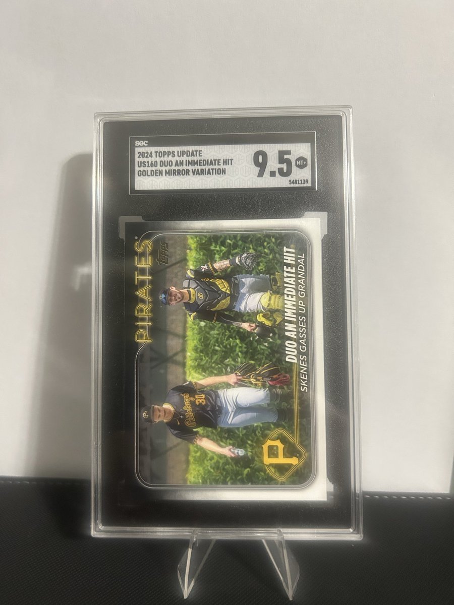 SmittyCardCo tweet media