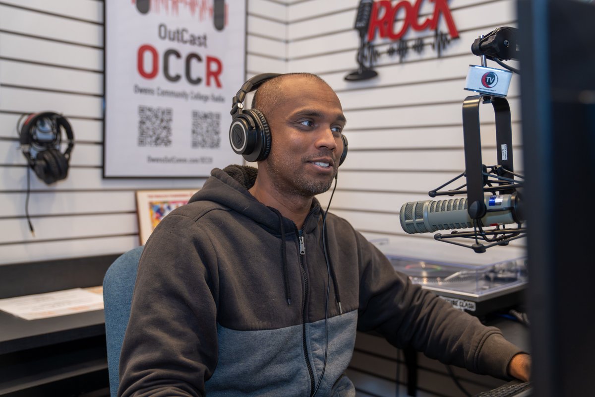 OwensCC's tweet photo. 📻 10 years ago, OCCR was one laptop and a big idea. Today, it's a full #owenscc Student Media Center powering experiential learning across broadcast, music and media. A decade of growth — and counting.

Read more at the link: https://t.co/oBE6gCU9iW https://t.co/7h80JH0deX