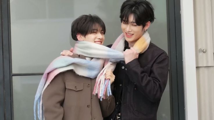 fey ୨୧ tweet media