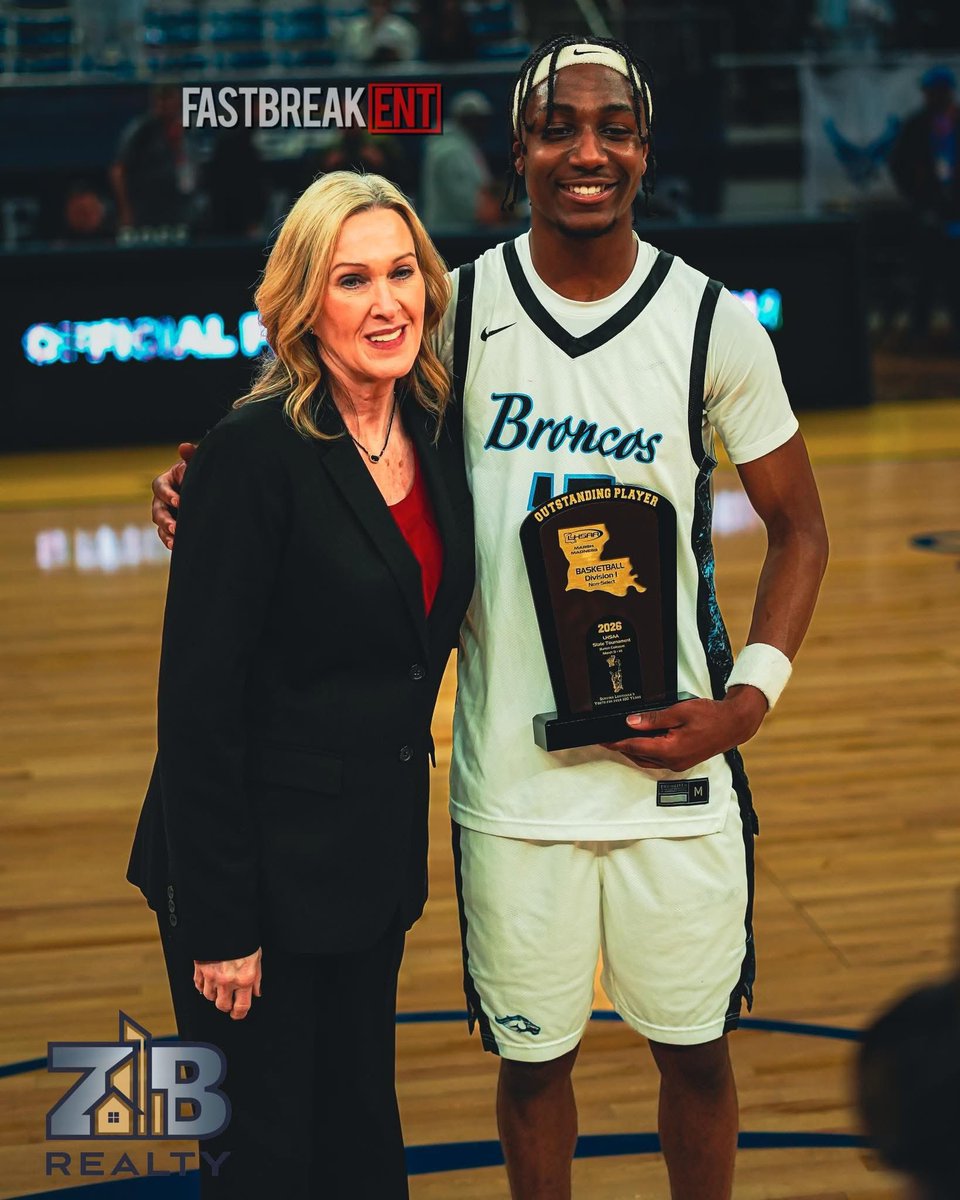 IanEdmond15's tweet photo. Back 2 Back State Champ 
Back 2 Back MVP‼️

@MikeCoppage1 
@SBLive_LA 
@PrepHoopsLA 
@Louisiana_Hoops 
@LivOnBasketball 
@ZHSBasketball_ https://t.co/GIcdopjgxl