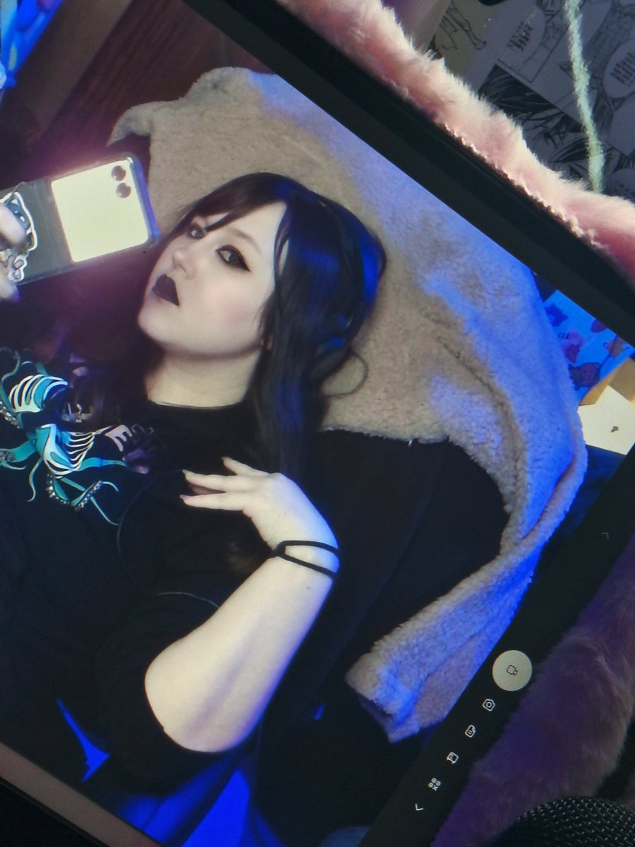 🔞 Maya 💜👻 tweet media