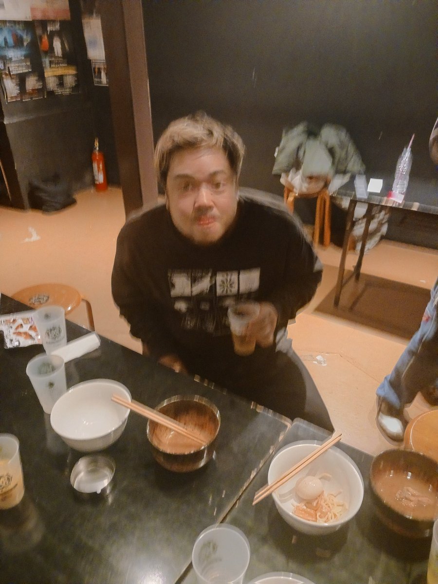 ティーナインのせいでまた好きな街が増えてしまって助かっている
近況と未来の話と軽ぶれバンドウ
ジャケットは着れるなら着た方が良いよ
ご苦労様です！