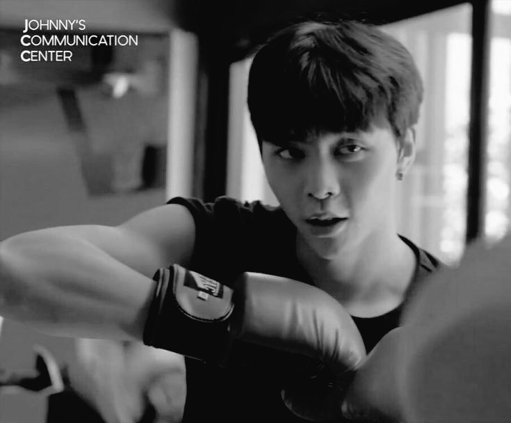 Jonathan tweet media