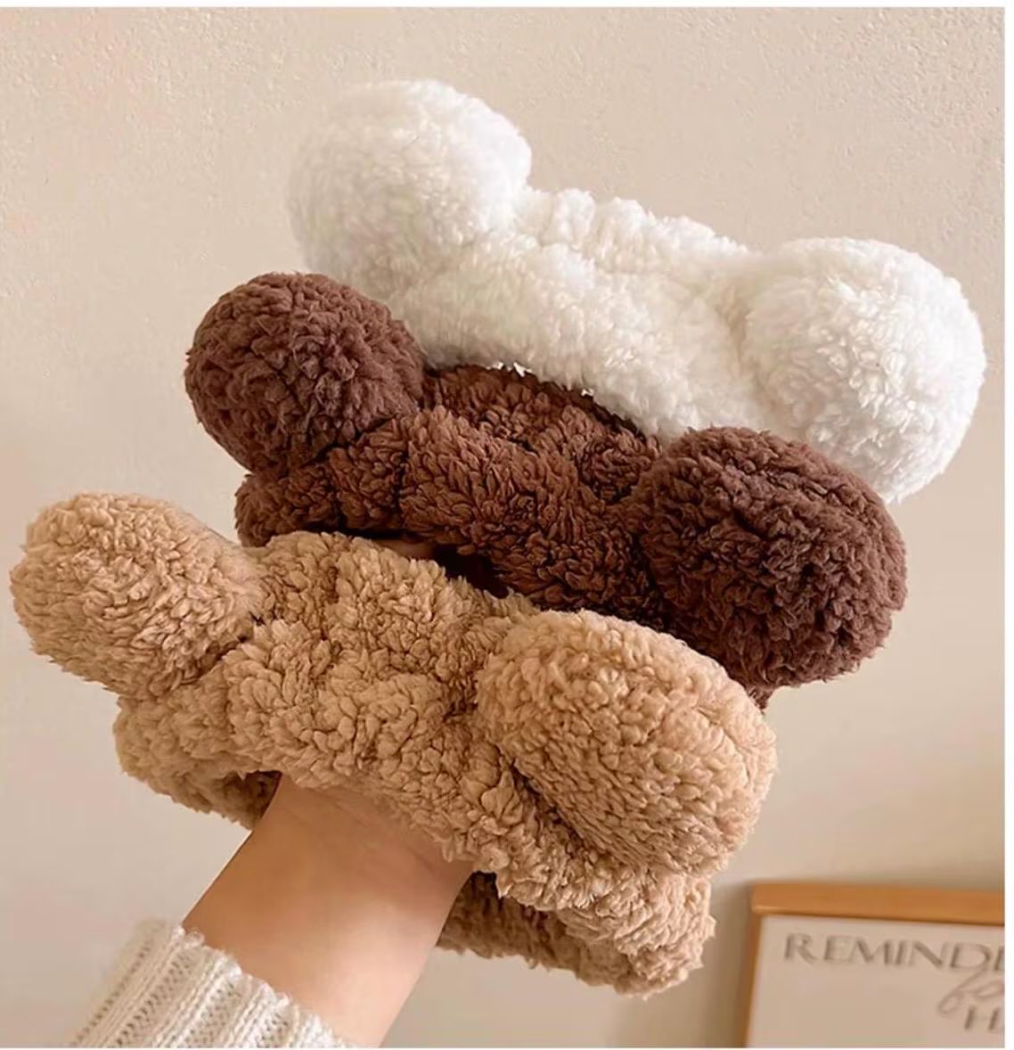 ⭐Mothmon⭐ tweet media