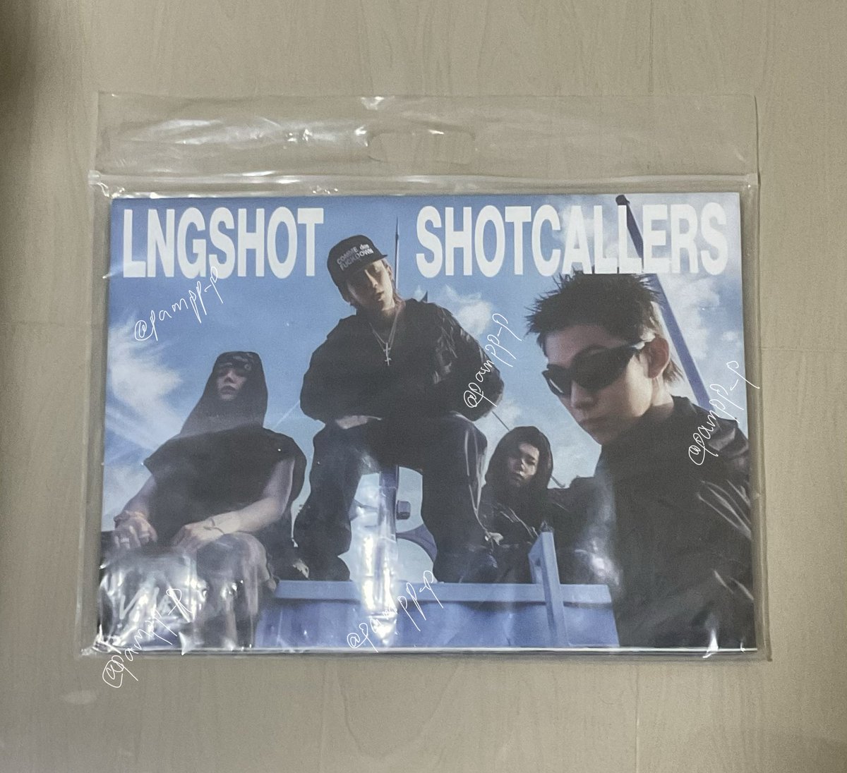 your_ppselling's tweet photo. พร้อมส่ง⭐️

LNGSHOT Album Magazine ver.
บั้มเต็ม ไม่แกะ 650฿ รวมส่ง💌

สนใจ,สอบถาม dmได้เลยนะคะ

#ตลาดนัดlngshot https://t.co/G7UkgpvYnl