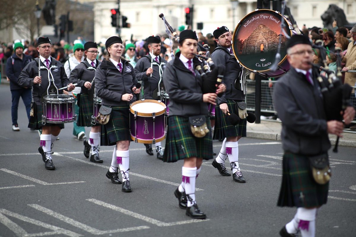 LDN_pressoffice's tweet photo. ThousandsĀ filled Londonās streets &Ā Trafalgar SquareĀ toĀ celebrateĀ St Patrickās Day. Londonās Irish community formsĀ an essential part of theĀ capitalāsĀ vibrancy and spirit, and todayās celebrations were a testament to that.Ā #StPatsLDN https://t.co/DqhPB4f2Q8