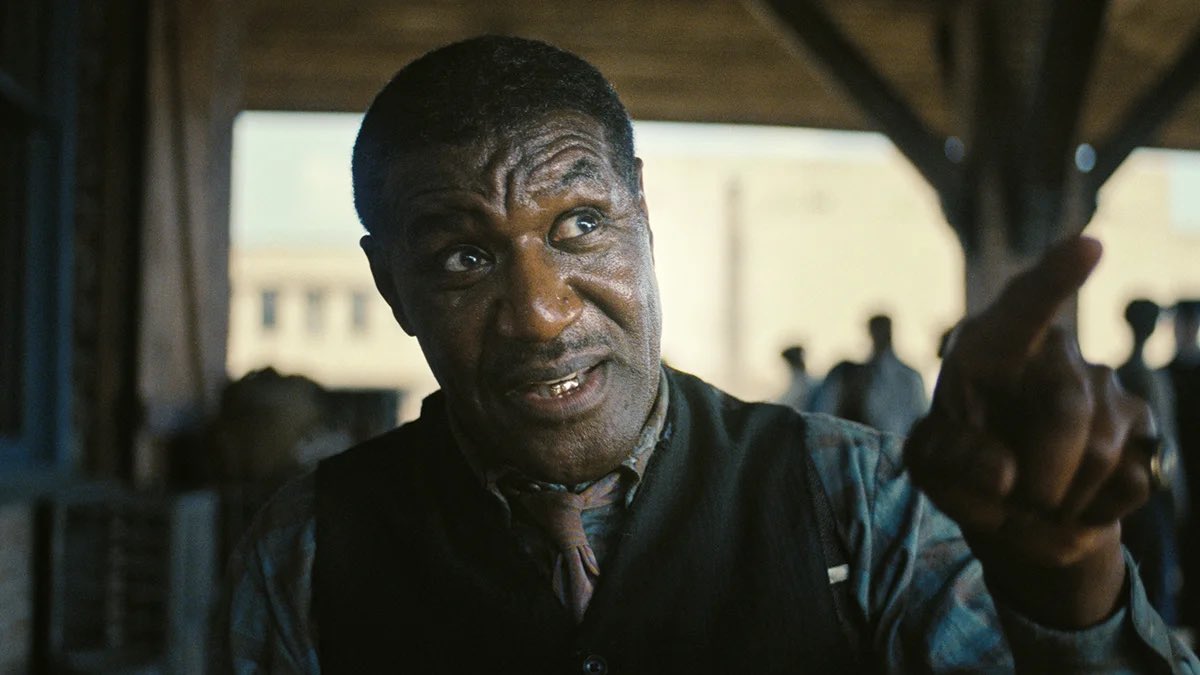 Brian Rowe tweet media