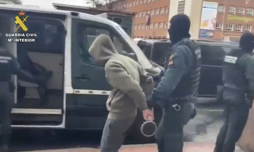 narcodiario's tweet image. Cinco personas a prisión por encabezar una ruta de la #droga por paquetería entre #Madrid y #Londres . VÍDEO 📹 📼 e info, en
narcodiario.com/2026/03/descub…