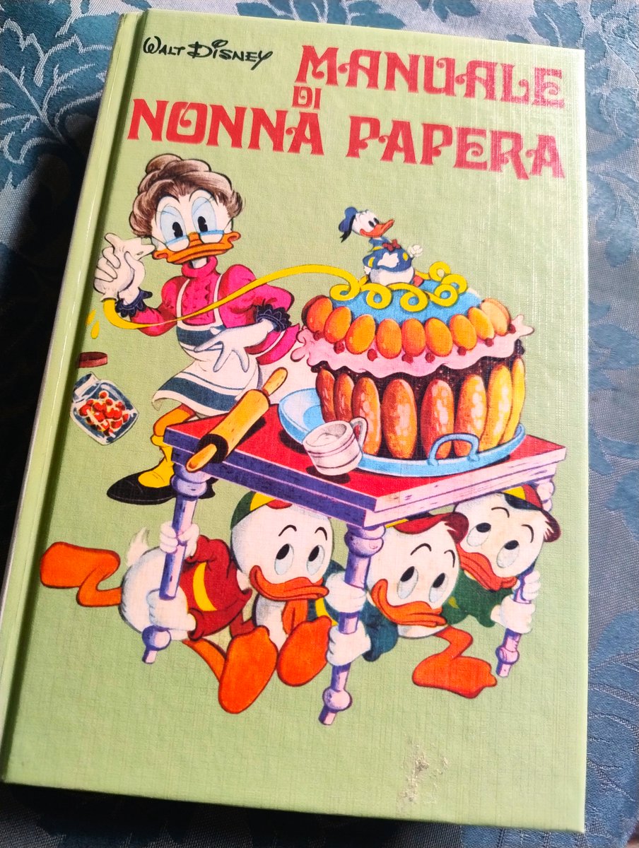 Rispolverando il Manuale di Nonna Papera
lefrancbuveur.blogspot.com/2026/03/rispol…
#recensioni #manualedinonnapapera #buonadomenica